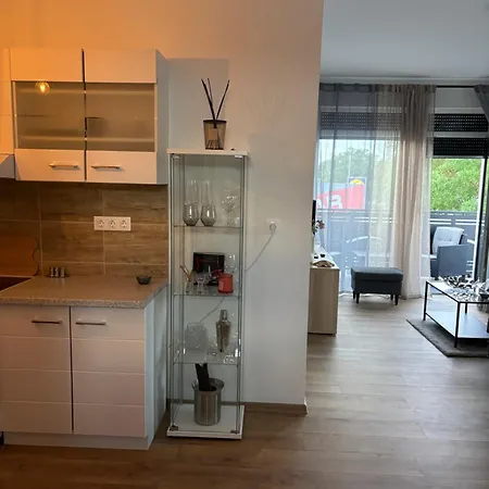 Lily Aparthotel Balatonlelle