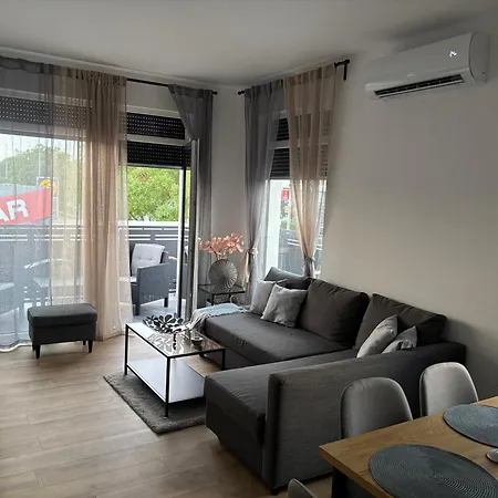 Lily Апарт-отель Балатонлелле