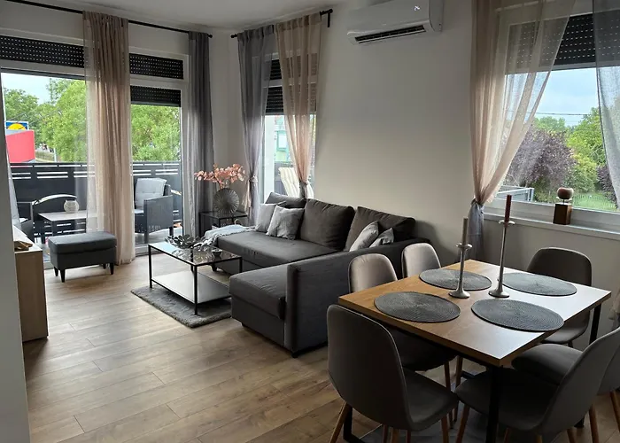 Lily 아파트호텔 발라톤엘